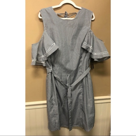 New York & Co Cold Shoulder Striped Dress Size XL NWT - Picture 1 of 6